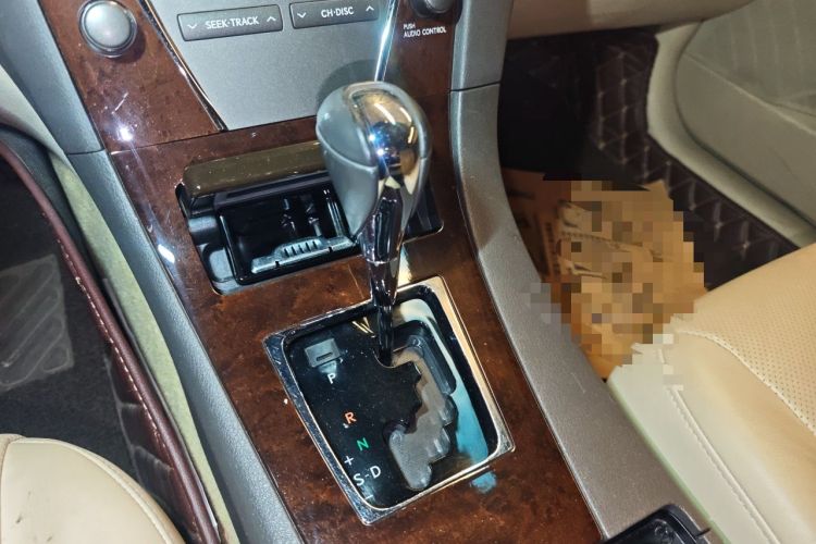 Used Lexus ES 2010 240 Elegant Edition Gear Lever