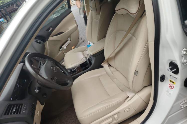 Used Lexus ES 2010 240 Elegant Edition Left Front Seat