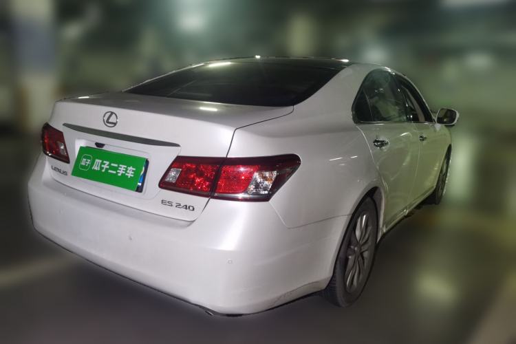 Used Lexus ES 2010 240 Elegant Edition Rear Right 45 Deg