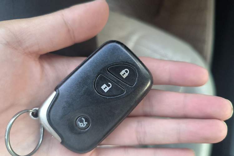 Used Lexus ES 2010 240 Elegant Edition Vehicle Key