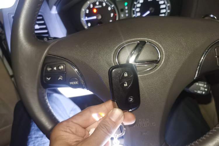 Used Lexus ES 2010 240 Elegant Edition Vehicle Key