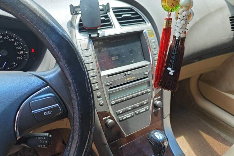 Used Lexus ES 2010 240 Elegant Edition Audio And AC Panel
