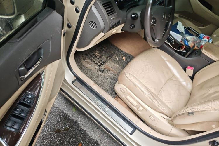 Used Lexus ES 2010 240 Elegant Edition Driver Seat