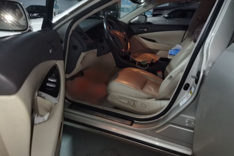 Used Lexus ES 2010 240 Elegant Edition Driver Seat