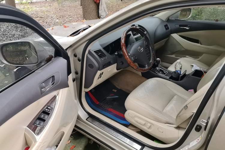 Used Lexus ES 2010 240 Elegant Edition Driver Seat