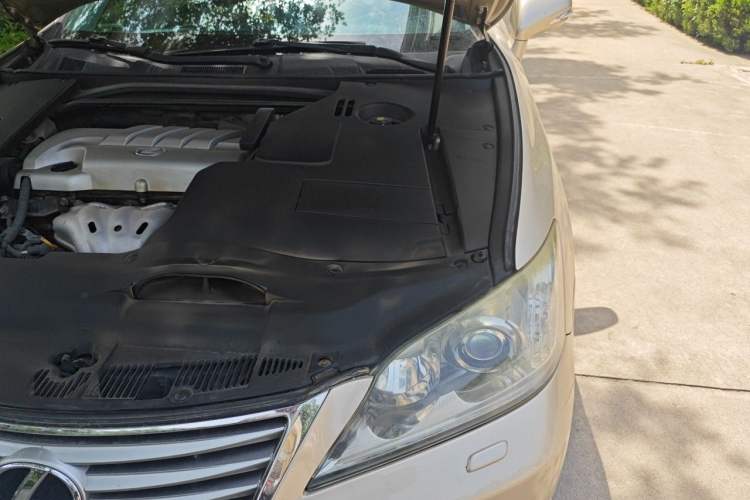 Used Lexus ES 2010 240 Luxury Edition Engine Bay Left