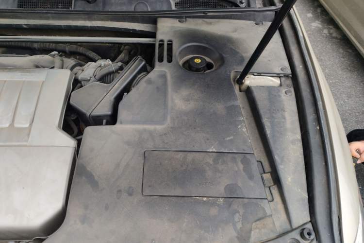 Used Lexus ES 2010 350 Elegant Edition Engine Bay Left