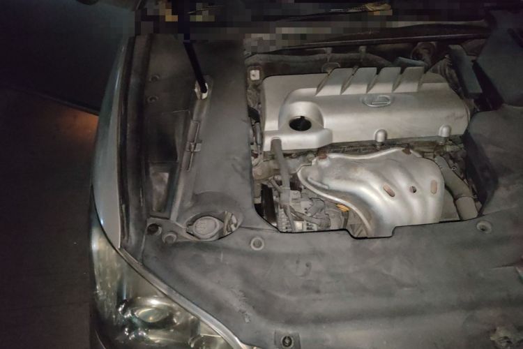 Used Lexus ES 2010 240 Elegant Edition Engine Bay Right