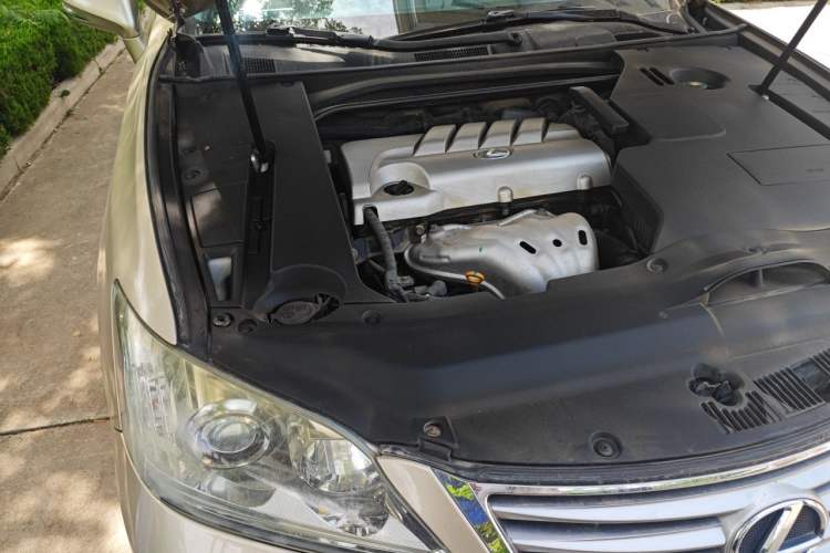 Used Lexus ES 2010 240 Luxury Edition Engine Bay Right
