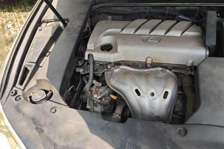 Used Lexus ES 2010 240 Elegant Edition Engine Bay Right