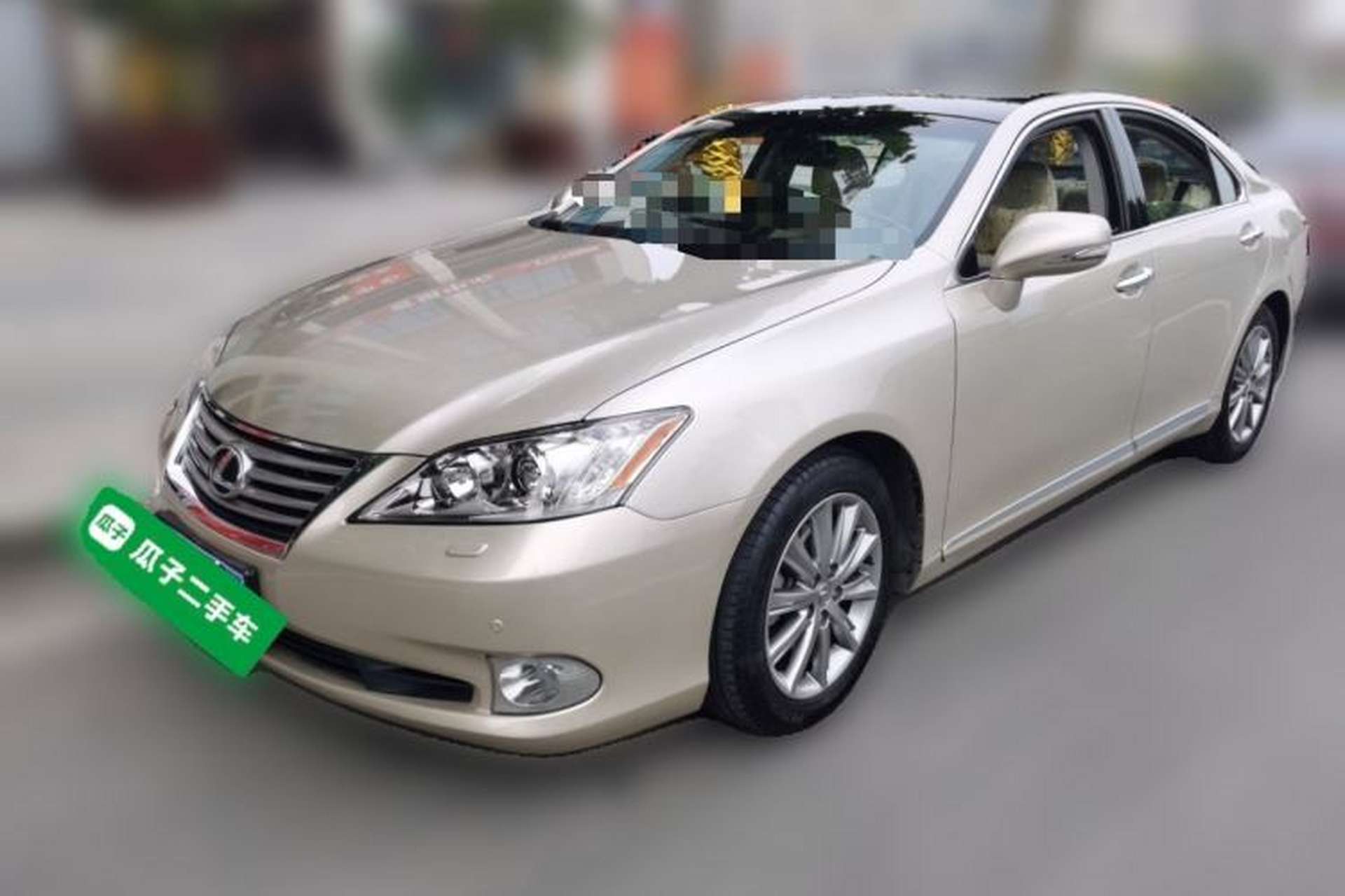 Used Lexus ES 2010 240 Luxury Edition Front Left 45 Deg