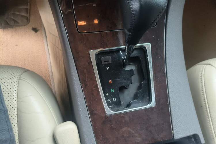 Used Lexus ES 2010 240 Elegant Edition Gear Lever
