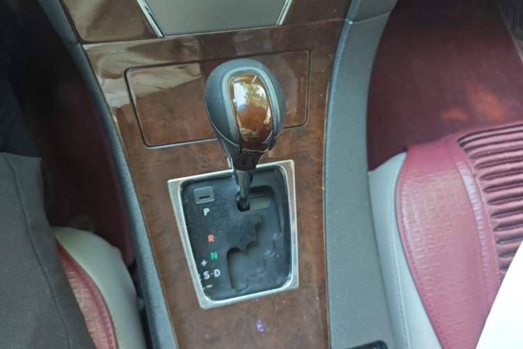 Used Lexus ES 2010 240 Luxury Edition Gear Lever