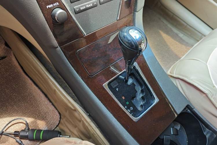 Used Lexus ES 2010 240 Elegant Edition Gear Lever