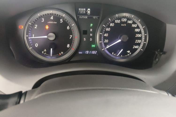 Used Lexus ES 2010 240 Elegant Edition Odometer Close Up