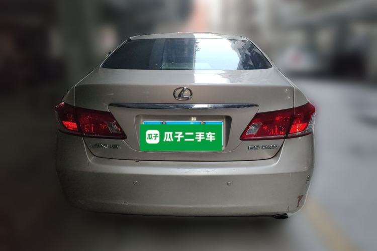 Used Lexus ES 2010 240 Elegant Edition Rear