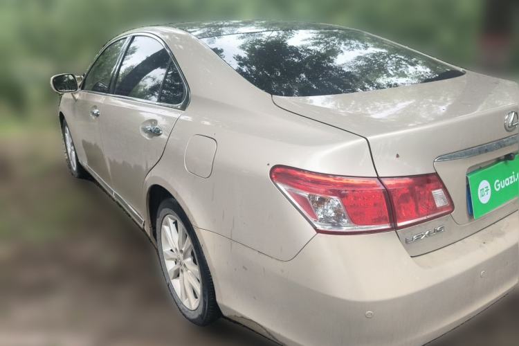 Used Lexus ES 2010 240 Elegant Edition Rear Left 45 Deg