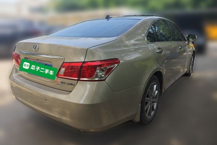 Used Lexus ES 2010 240 Luxury Edition Rear Right 45 Deg