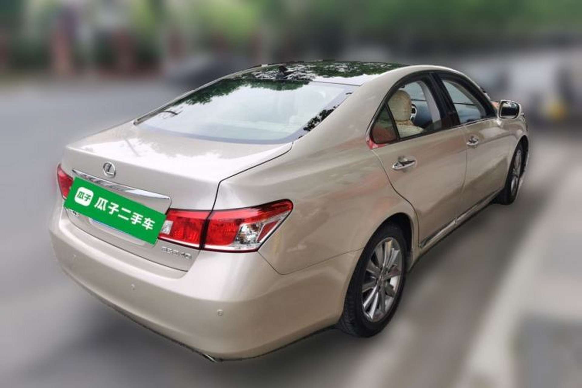 Used Lexus ES 2010 240 Luxury Edition Rear Right 45 Deg
