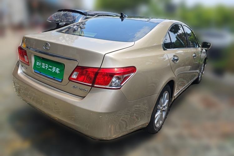 Used Lexus ES 2010 240 Elegant Edition Rear Right 45 Deg