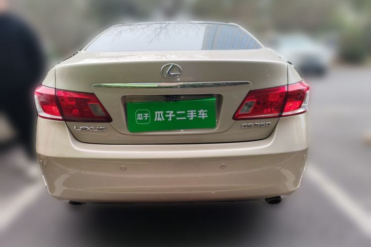 Used Lexus ES 2010 350 Elegant Edition Rear