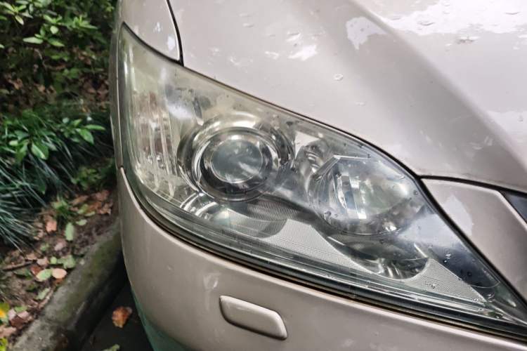 Used Lexus ES 2010 240 Elegant Edition Right Front Headlight