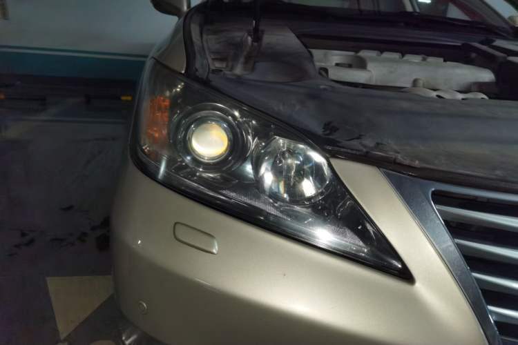 Used Lexus ES 2010 240 Elegant Edition Right Front Headlight