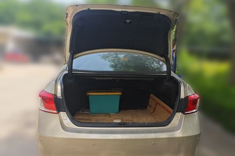Used Lexus ES 2010 240 Luxury Edition Trunk