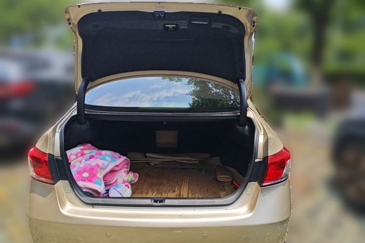 Used Lexus ES 2010 240 Elegant Edition Trunk