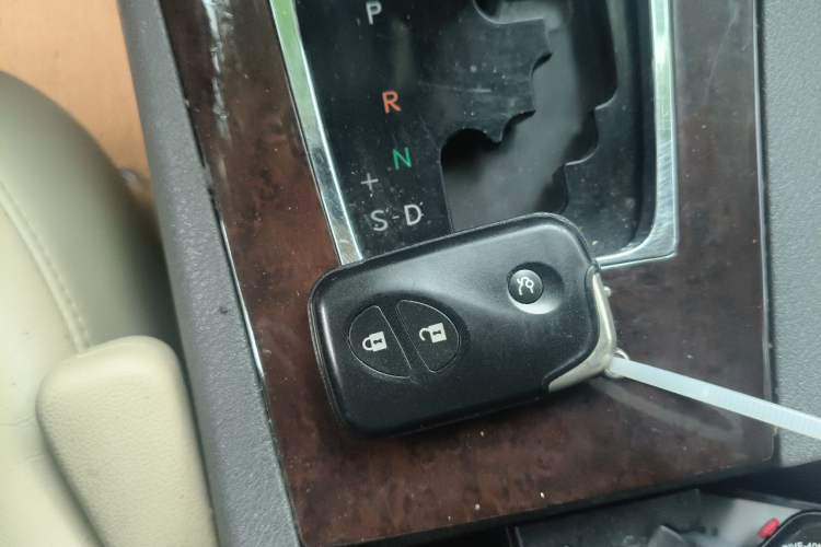 Used Lexus ES 2010 240 Elegant Edition Vehicle Key