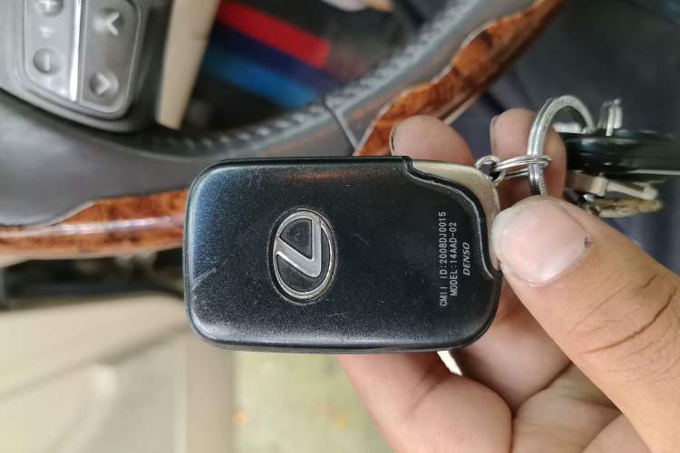 Used Lexus ES 2010 240 Elegant Edition Vehicle Key