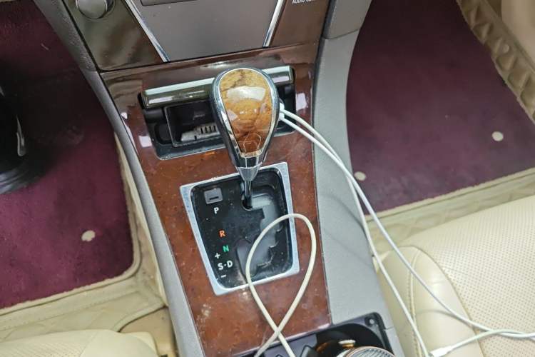 Used Lexus ES 2012 240 Special Limited Edition Gear Lever