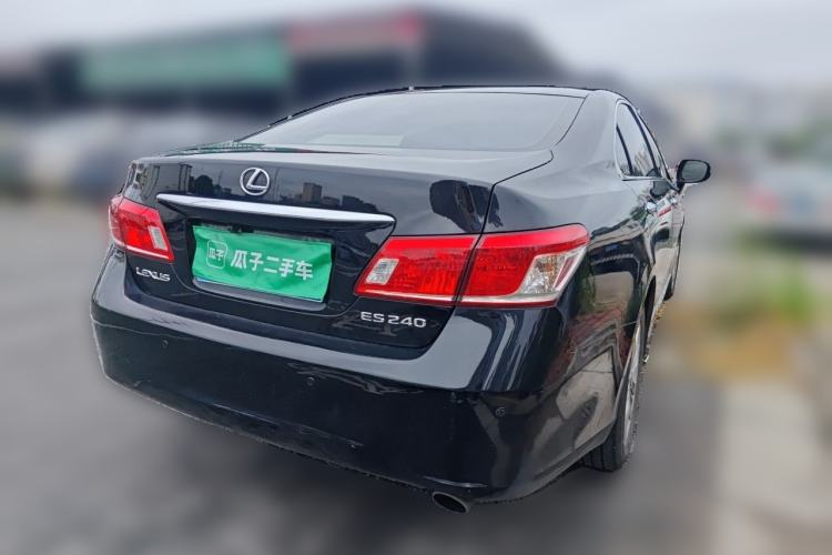 Used Lexus ES 2012 240 Special Limited Edition Rear Right 45 Deg