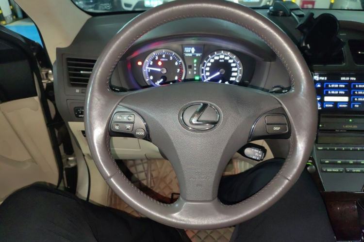 Used Lexus ES 2012 240 Special Limited Edition Steering Wheel