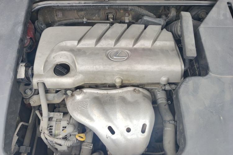 Used Lexus ES 2012 240 Special Limited Edition Engine Bay