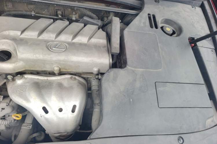 Used Lexus ES 2012 240 Special Limited Edition Engine Bay Left