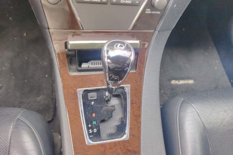 Used Lexus ES 2012 240 Special Limited Edition Gear Lever
