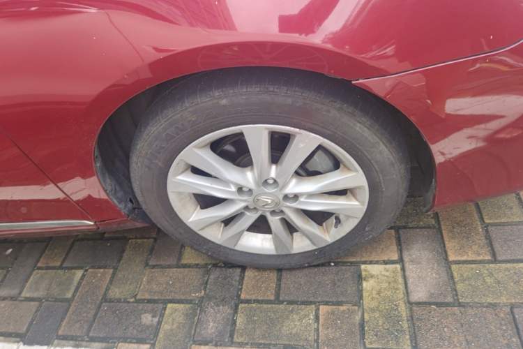 Used Lexus ES 2012 240 Special Limited Edition Right Front Wheel Hub