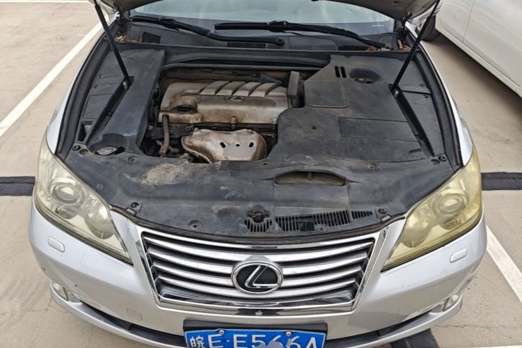 Used Lexus ES 2012 240 Special Limited Edition Engine Bay