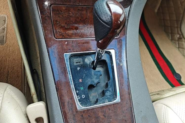 Used Lexus ES 2012 240 Special Limited Edition Gear Lever