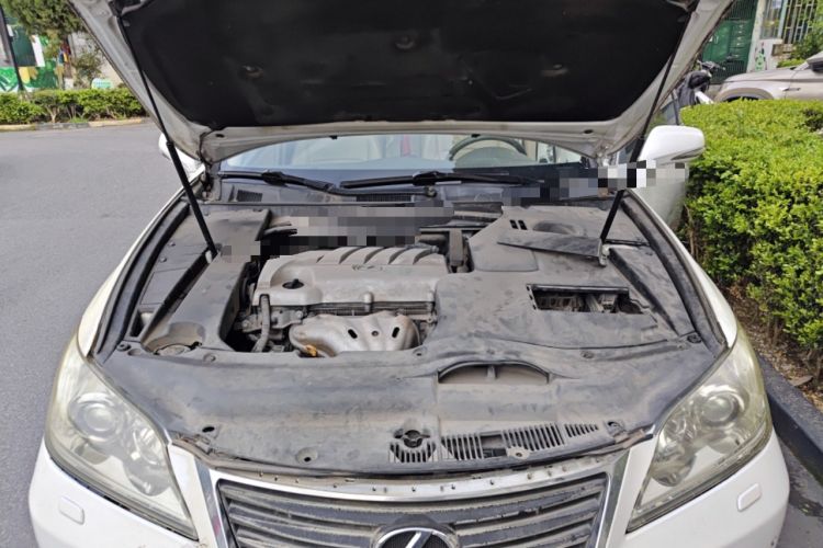 Used Lexus ES 2012 240 Special Limited Edition Engine Bay
