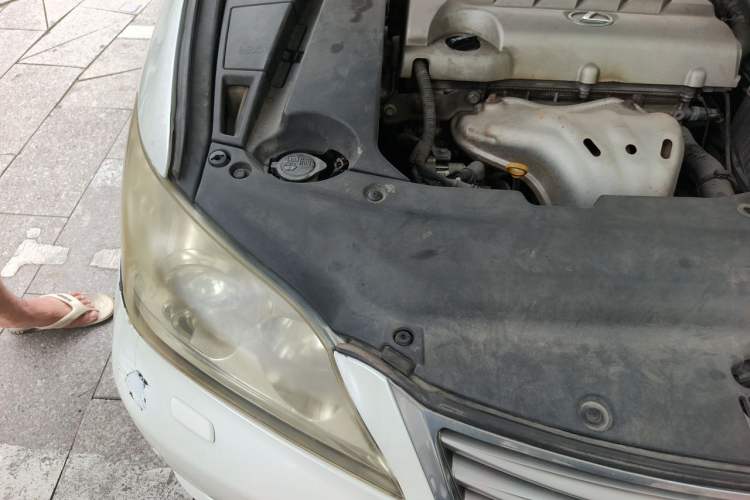 Used Lexus ES 2012 240 Special Limited Edition Engine Bay Right