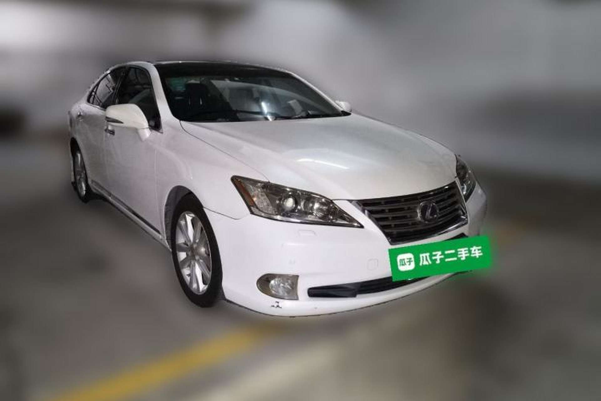 Used Lexus ES 2012 240 Special Limited Edition Front Right 45 Deg