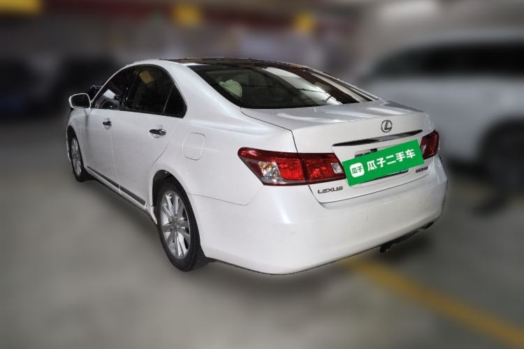 Used Lexus ES 2012 240 Special Limited Edition Rear Left 45 Deg