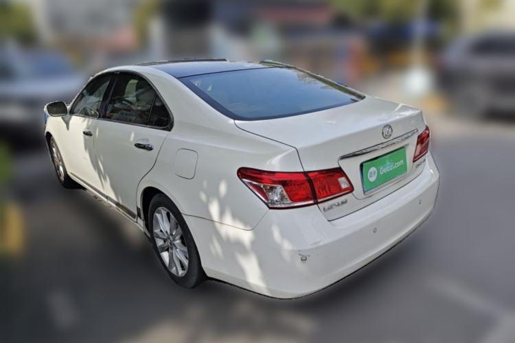 Used Lexus ES 2012 240 Special Limited Edition Rear Left 45 Deg