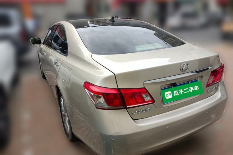 Used Lexus ES 2012 240 Special Limited Edition Rear Left 45 Deg