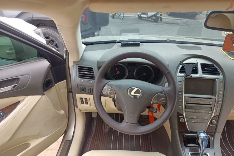 Used Lexus ES 2012 240 Special Limited Edition Steering Wheel