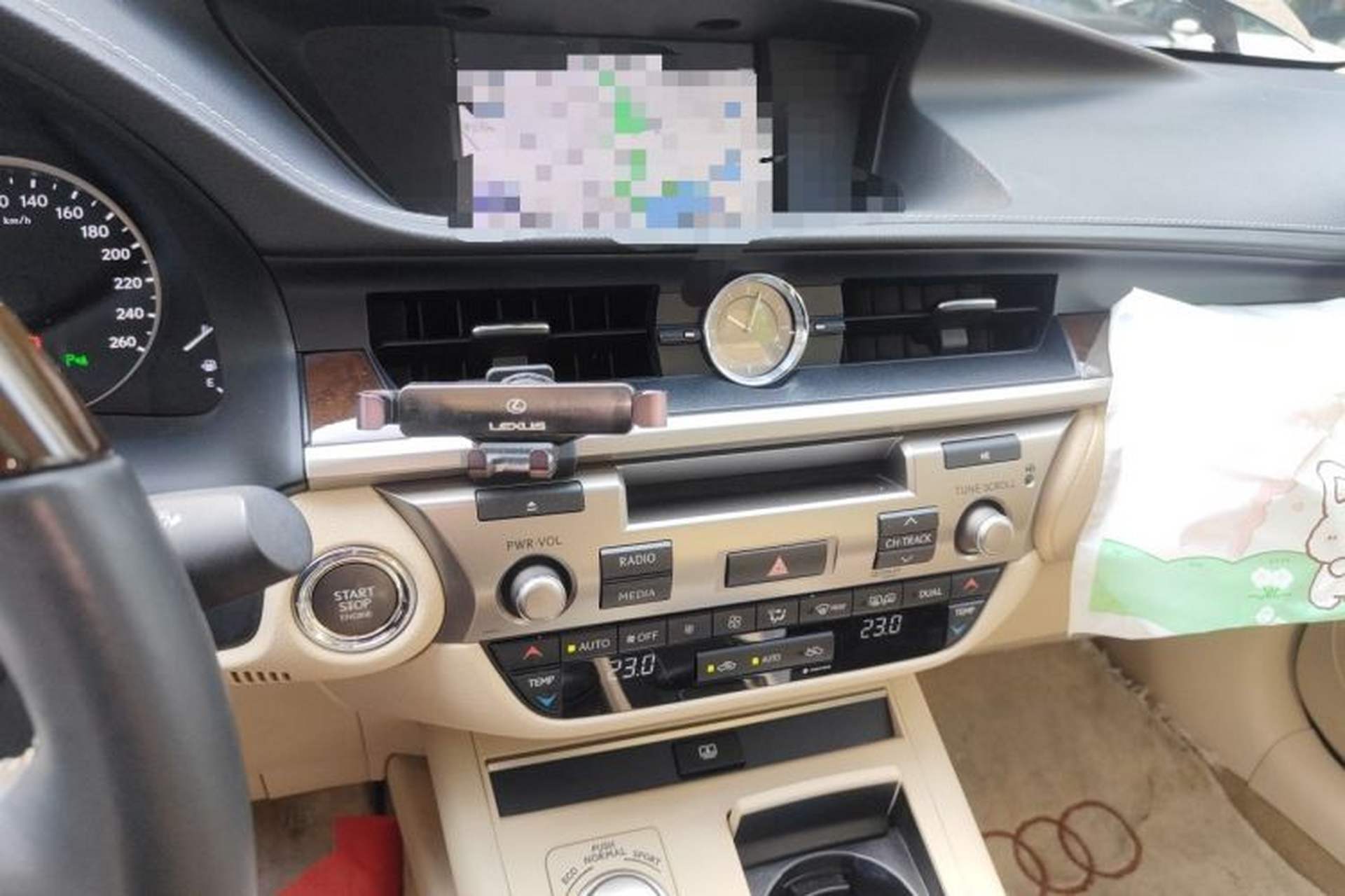 Used Lexus ES 2013 250 Elegant Edition Audio And AC Panel