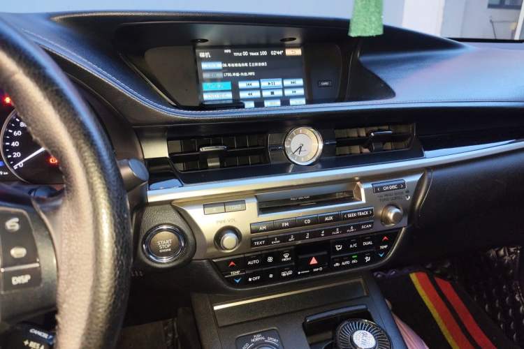 Used Lexus ES 2013 250 Elite Edition Audio And AC Panel