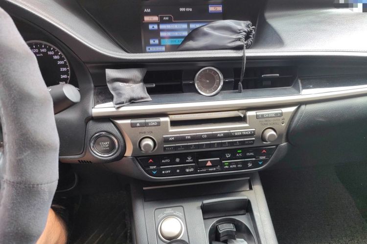 Used Lexus ES 2013 250 Elite Edition Audio And AC Panel
